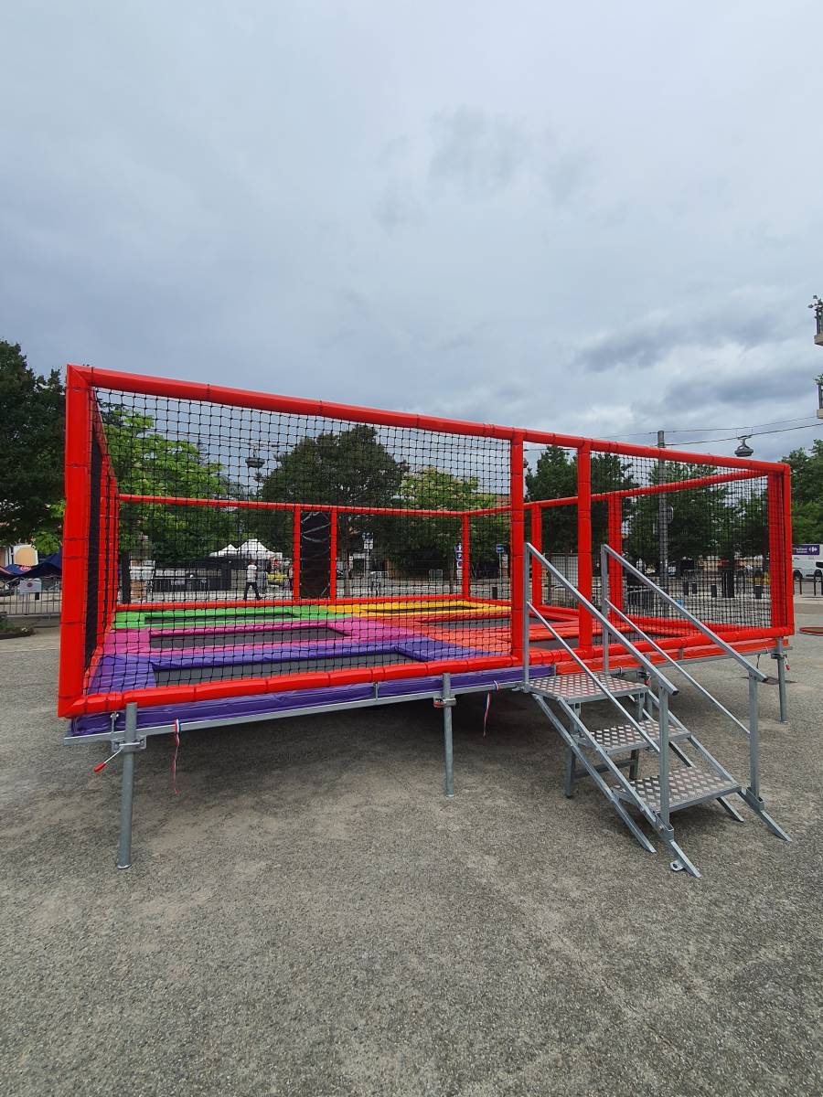 Trampoline mobile en location