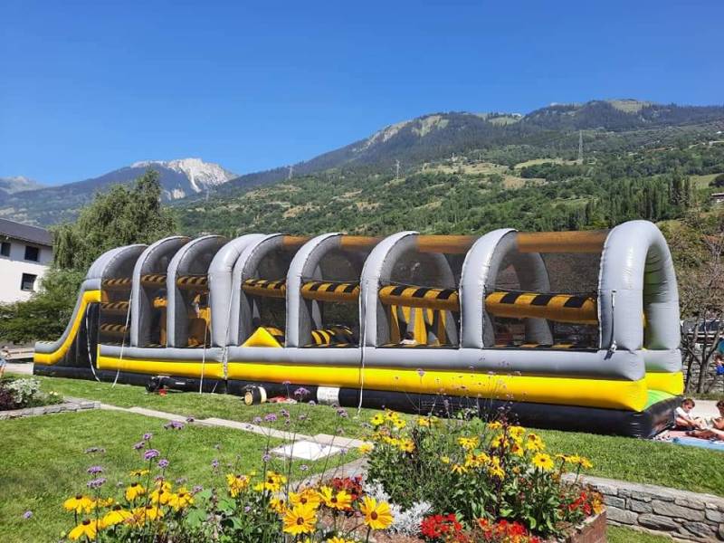 Location structure gonflable Toxic Drop